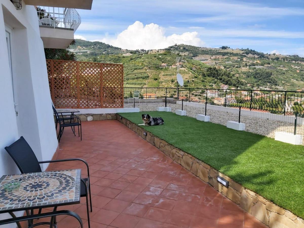 Agriturismo Un Mare Di Fiori Villa Ventimiglia Luaran gambar