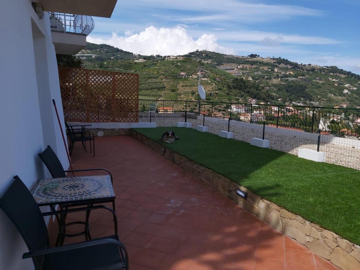 Agriturismo Un Mare Di Fiori Villa Ventimiglia Luaran gambar