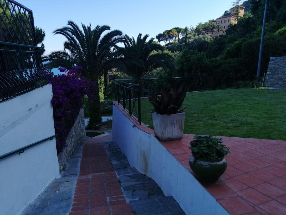 Agriturismo Un Mare Di Fiori Villa Ventimiglia Luaran gambar